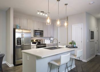 Quartz countertops in kitchens